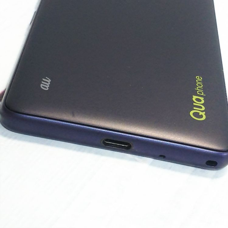 au Qua phone QZ ������ KYV44 ����ǥ���  975