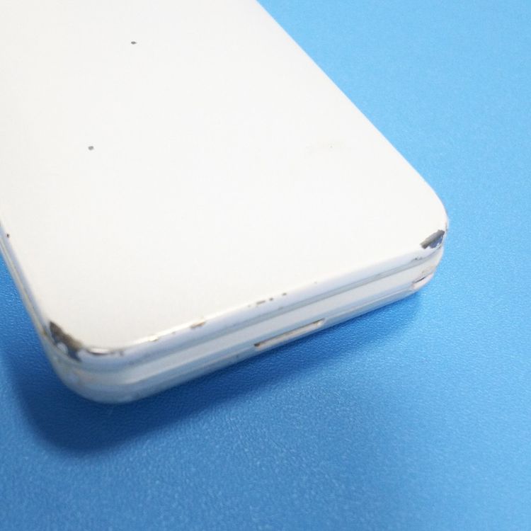 KYOCERA au GRATINA 4G KYF31 White  �ۥ磻��  532