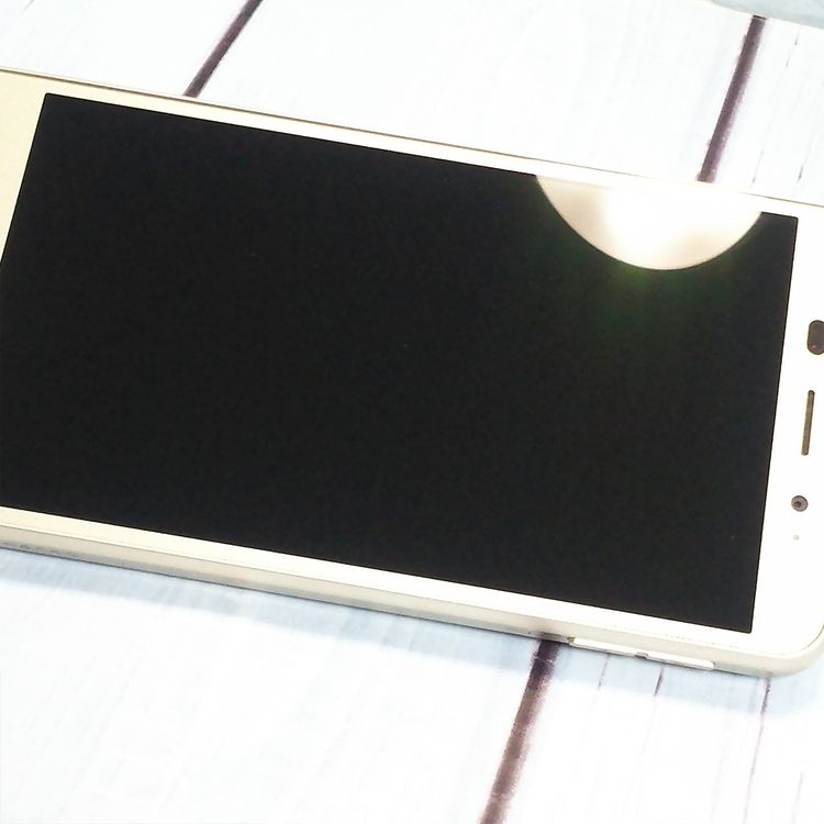 SHARP au SHV36 BASIO2 �������  307