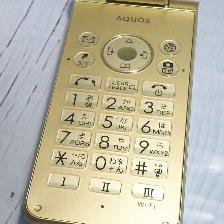 SoftBank AQUOS ��������2 601SH �������  ���� 625