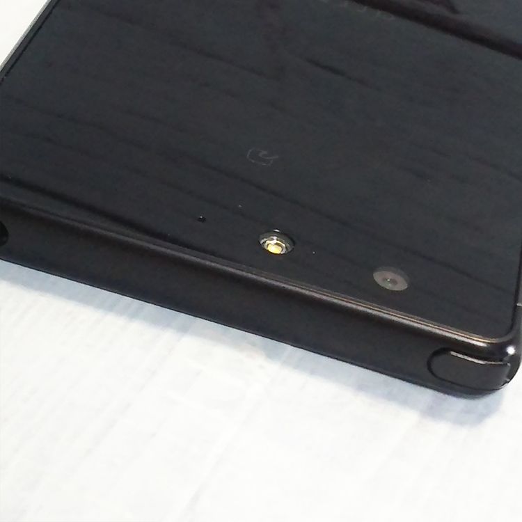 docomo �ٻ��� arrows Be 16GB �֥�å� F-05J  828