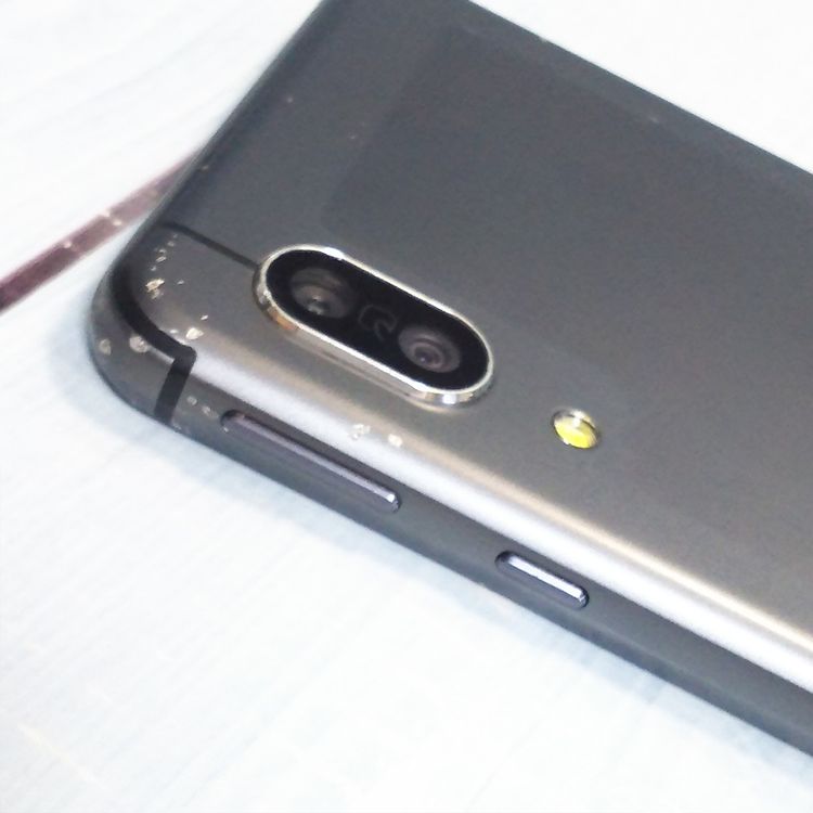 docomo AQUOS sense3 SH-02M �֥�å�  007