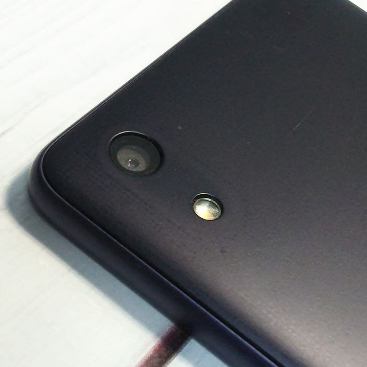 au Qua phone QZ ������ KYV44 ����ǥ���  099