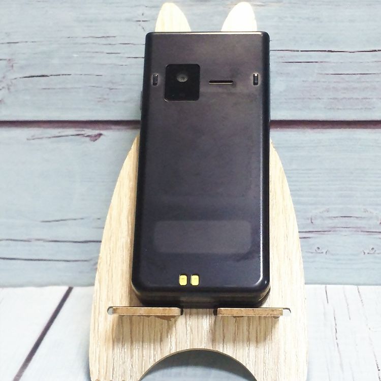 docomo arrows ٻ  F-03L ֥å  777