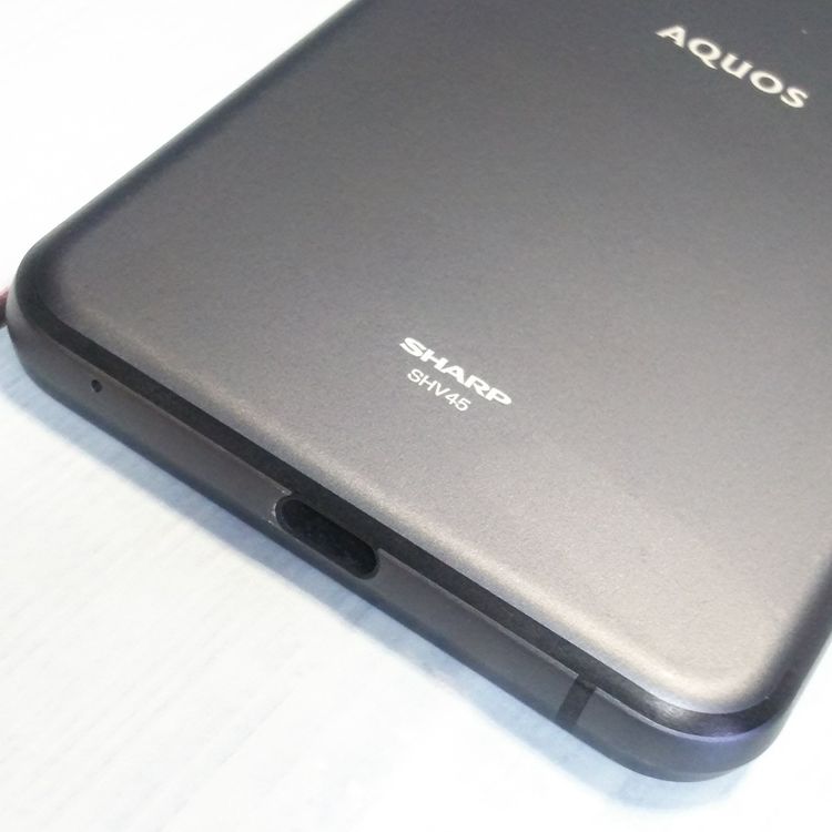 au AQUOS sense3 SHV45 �֥�å�  482