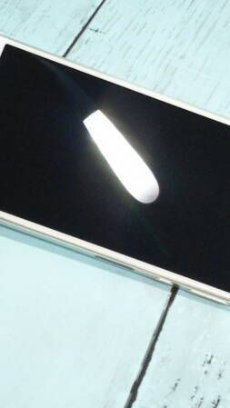 docomo AQUOS ZETA SH-04H White �ۥ磻��  851