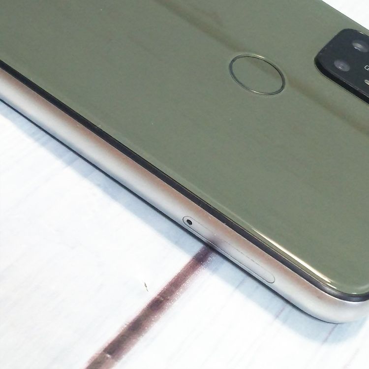 UMIDIGI A7 ���꡼��  ���� 852