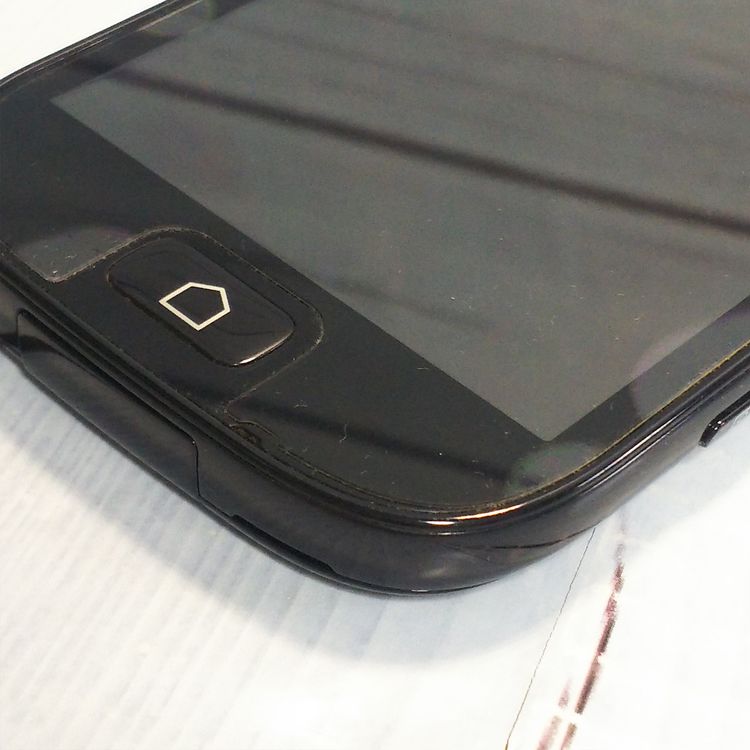 F-04J �餯�餯���ޡ��ȥե���4 �֥�å� ���� BLACK docomo  067