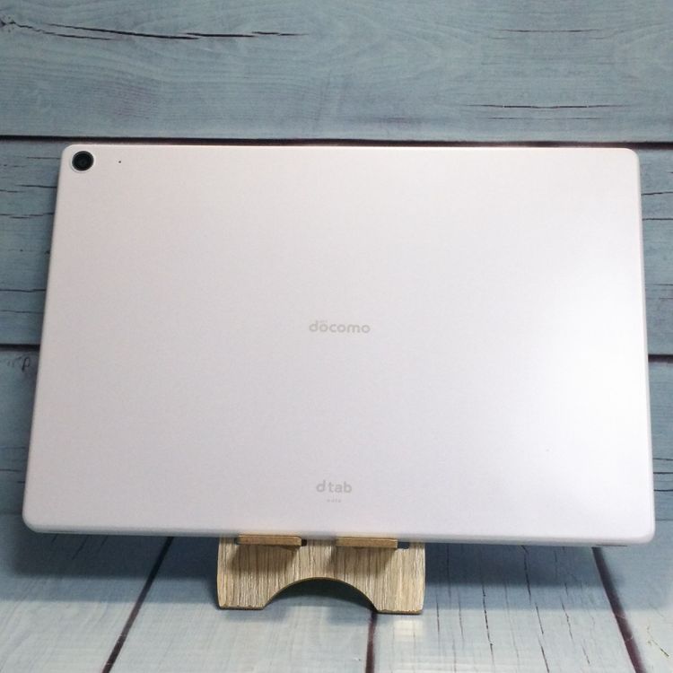 docomo dtab d-41A SHARP Androidタブレット ホワイト  美品 412