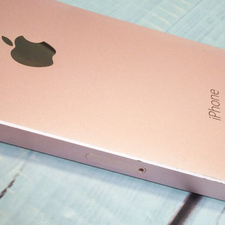 docomo iPhoneSE 64GB �������������  902