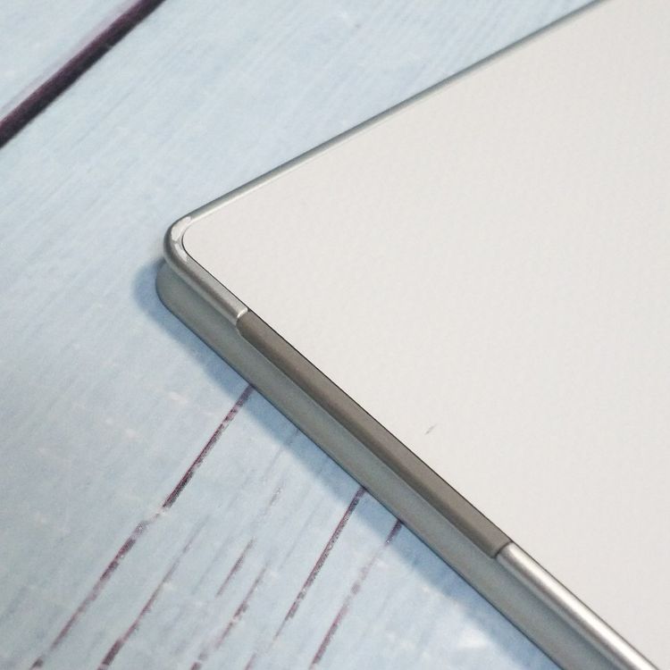 docomo arrows Tab F-02K White �ۥ磻��  302