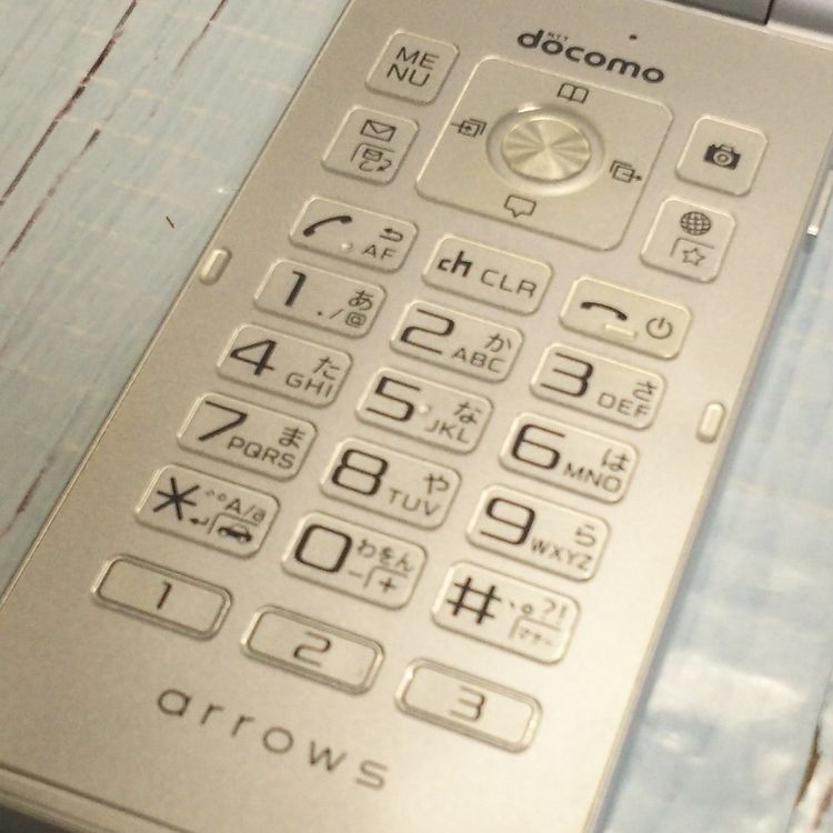docomo arrows �ٻ��� �������� F-03L ����С�  077