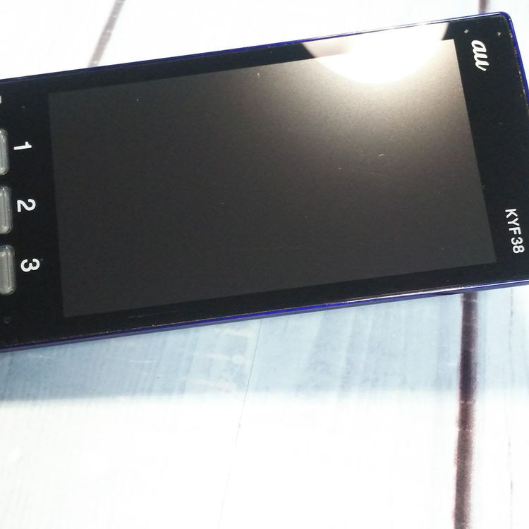 au ������ ���󤿤󥱡����� KYF38 �������֥롼  025