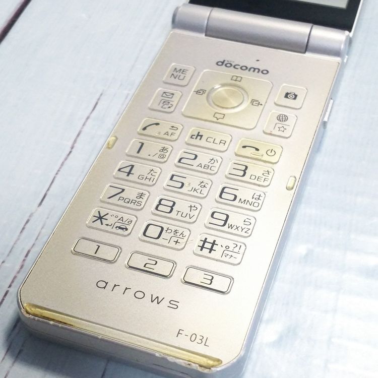 docomo arrows �ٻ��� �������� F-03L ����С� [������]  127