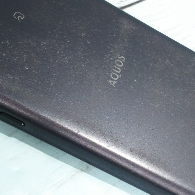 au AQUOS sense2 SHV43 Nuance Black  914