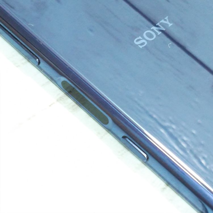 au Xperia5 SOV41 �֥롼  672