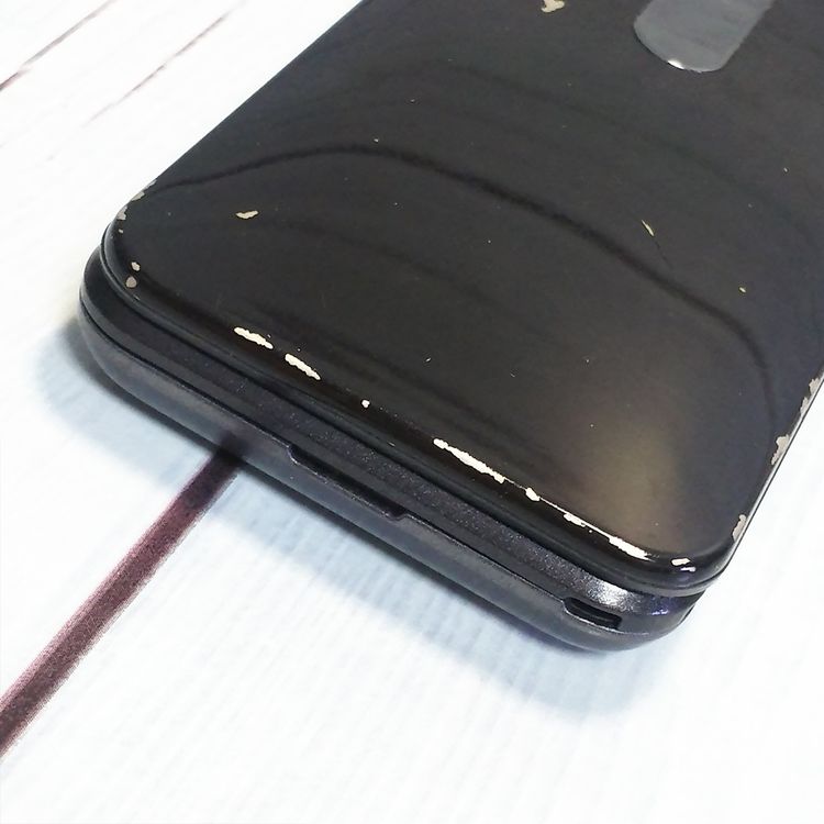 KYOCERA au GRATINA 4G BLACK KYF31  492