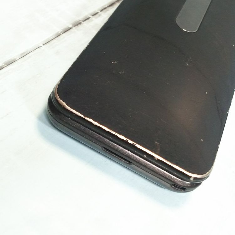 KYOCERA au GRATINA 4G BLACK KYF31 [������]  805