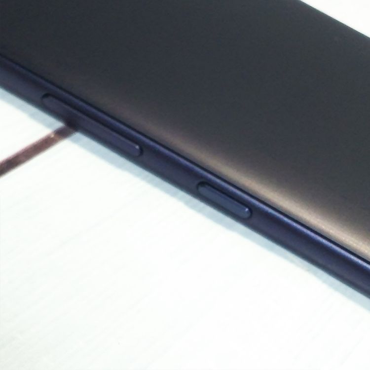 au Qua phone QZ ������ KYV44 ����ǥ���  506