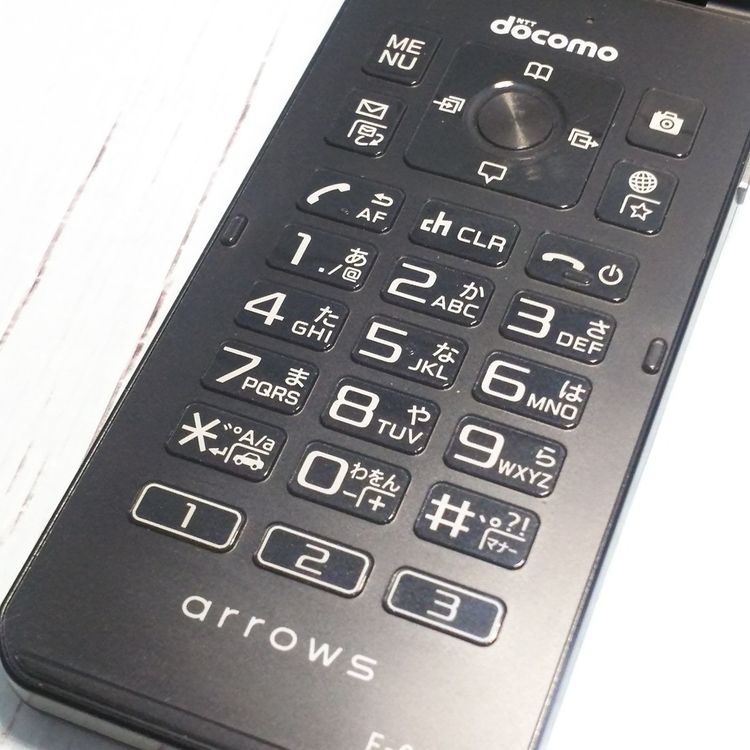 docomo arrows �ٻ��� �������� F-03L �֥�å�  223
