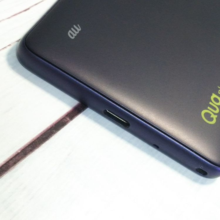 au Qua phone QZ ������ KYV44 ����ǥ���  ���� 942