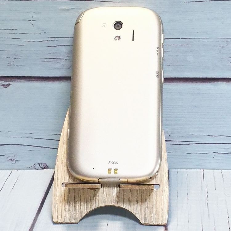 docomo F-03K  餯餯ޡȥե me  831