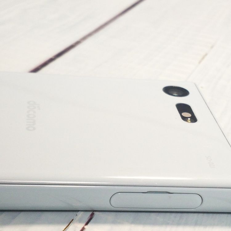 docomo Xperia X Compact SO-02J �ߥ��ȥ֥롼 [������]  059