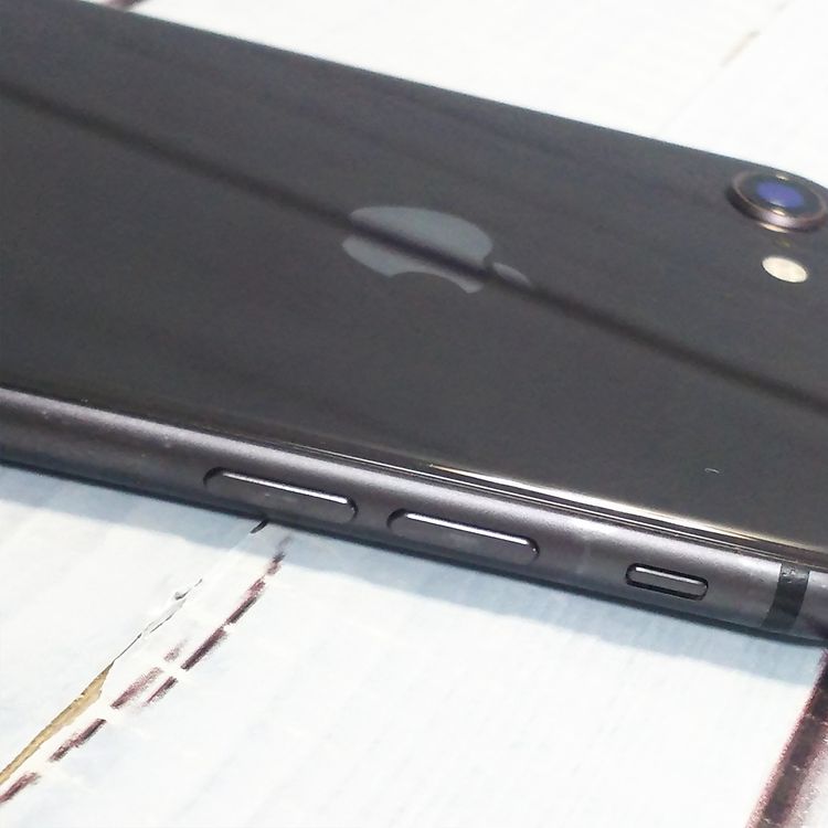 SIM�ե꡼ iPhone8 64GB ���ڡ������졼  139