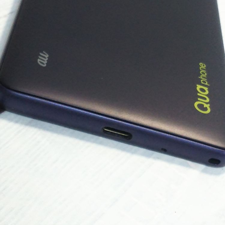 au Qua phone QZ ������ KYV44 ����ǥ���  736