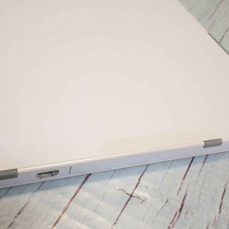 arrows Tab F-04H docomo White  128