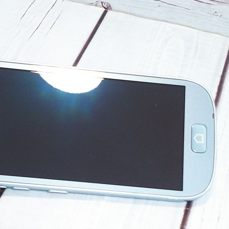 docomo �ٻ��� �餯�餯���ޡ��ȥե���3 F-06F �������֥롼 116