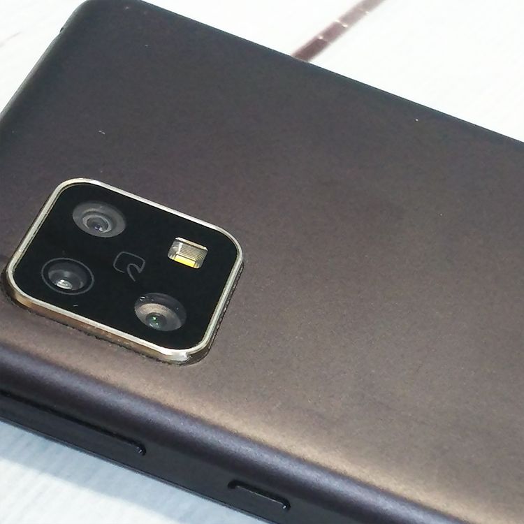 docomo AQUOS sense4 SH-41A �֥�å�  084