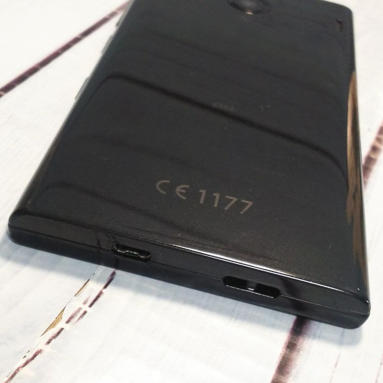 KYOCERA au URBANO V03 (KYV38) �֥�å�  441