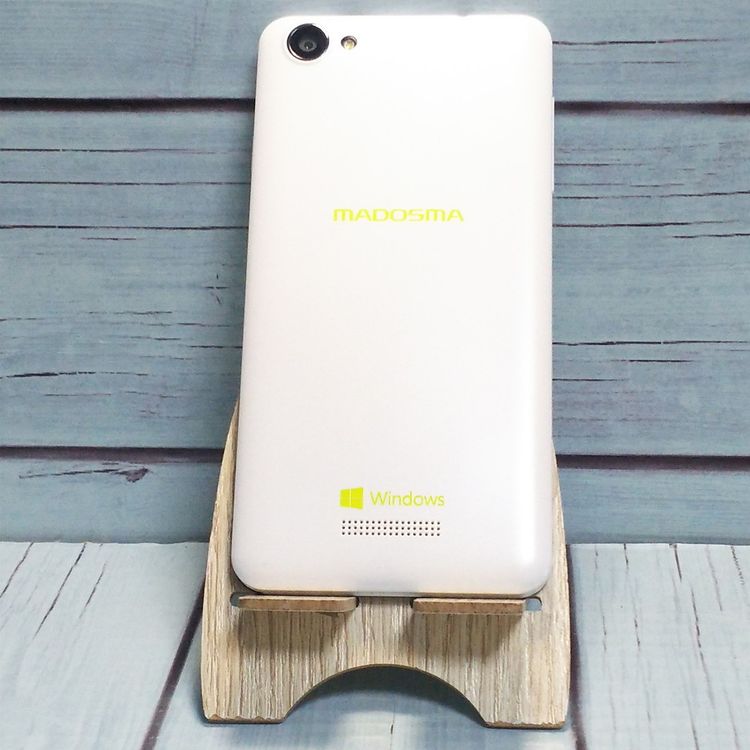 MADOSMA Q501 �ۥ磻�� Windows Phone  460