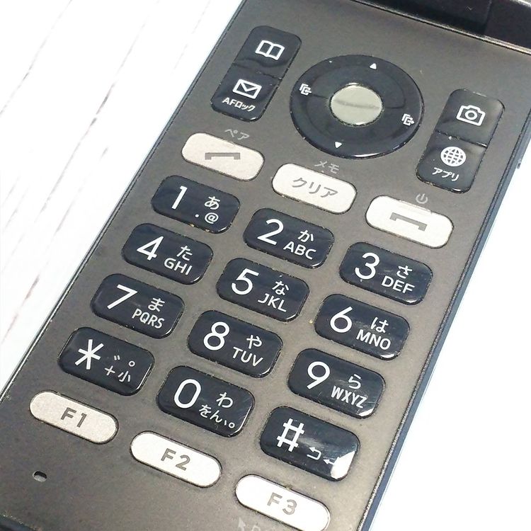 KYOCERA au GRATINA 4G BLACK KYF31  484