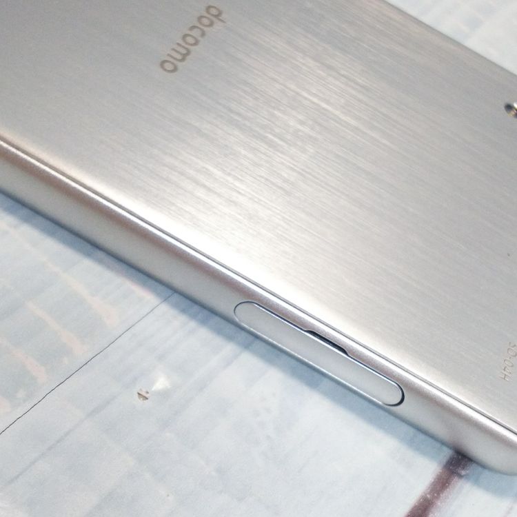 docomo Xperia X Performance SO-04H �ۥ磻�� ����С�  215