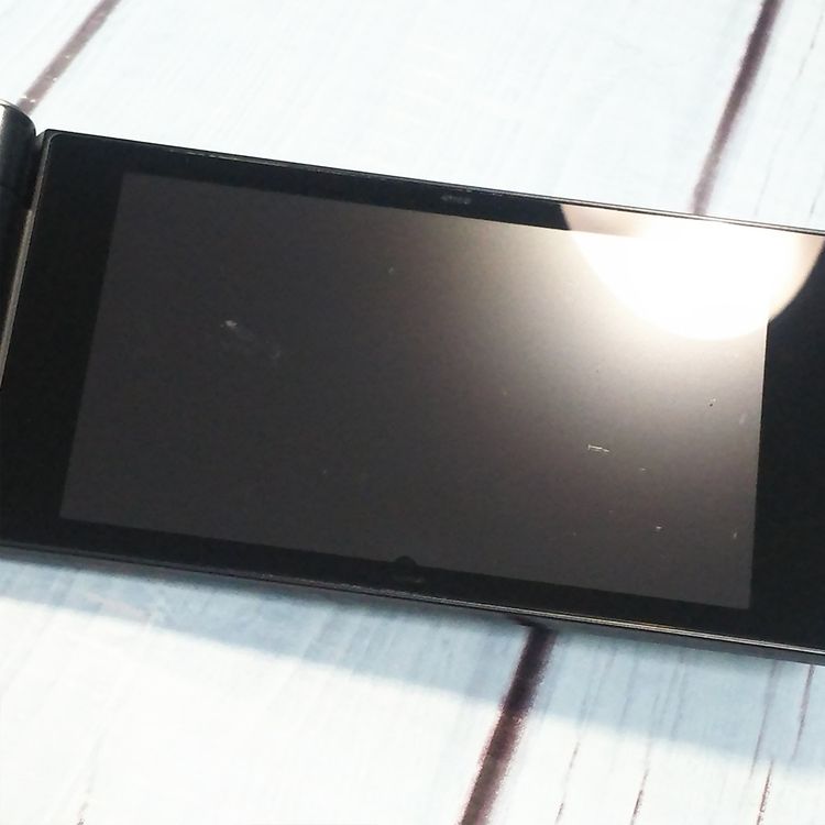 docomo arrows �ٻ��� �������� F-03L �֥�å�  385