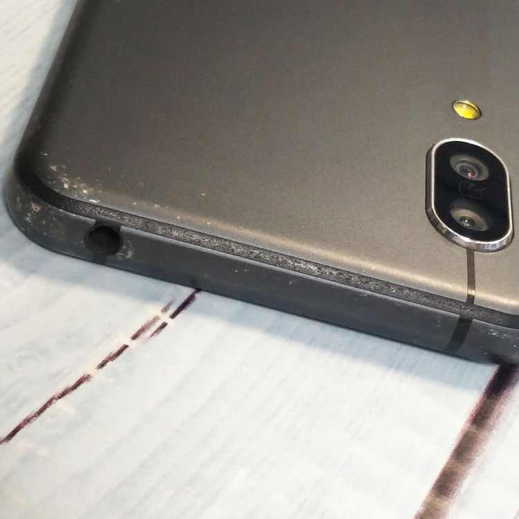 docomo AQUOS sense3 SH-02M �֥�å�  335