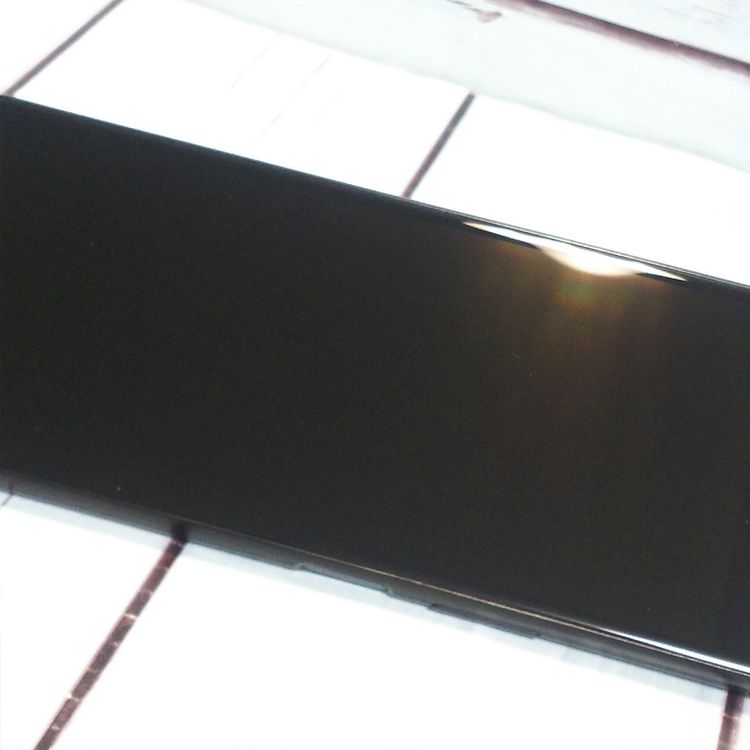 au Xperia8 SOV42 �֥�å�  052