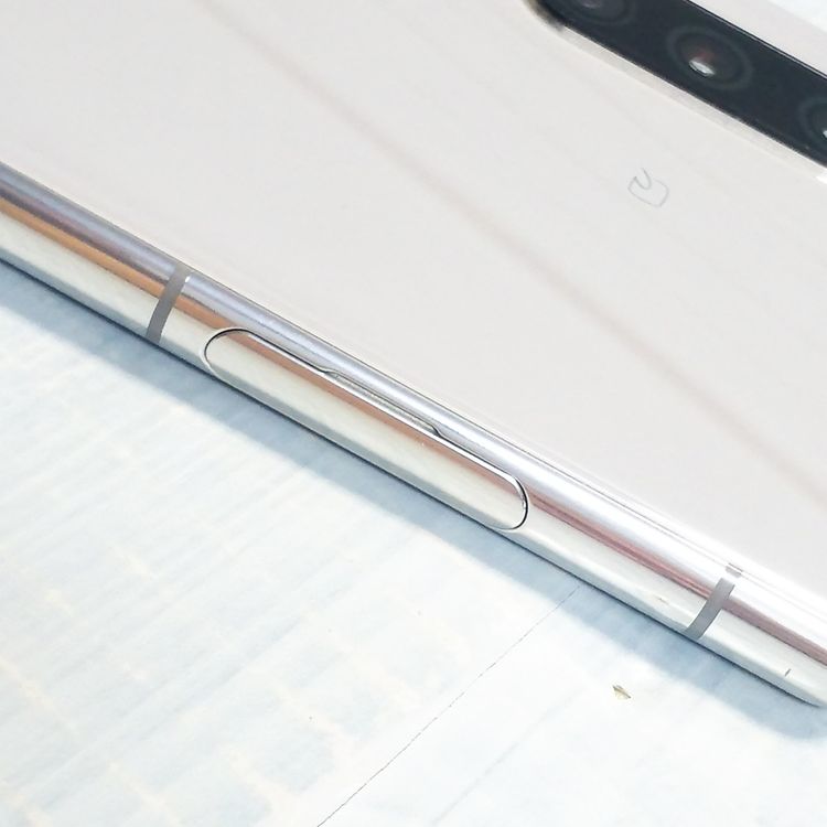 docomo Xperia5 SO-01M docomo ���졼  981