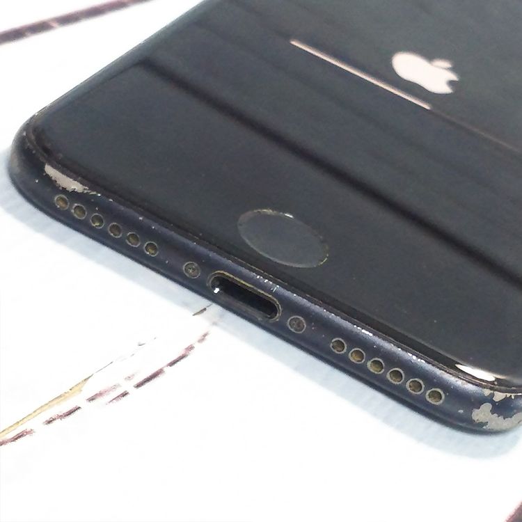 au iPhone7 �֥�å� 128GB  976