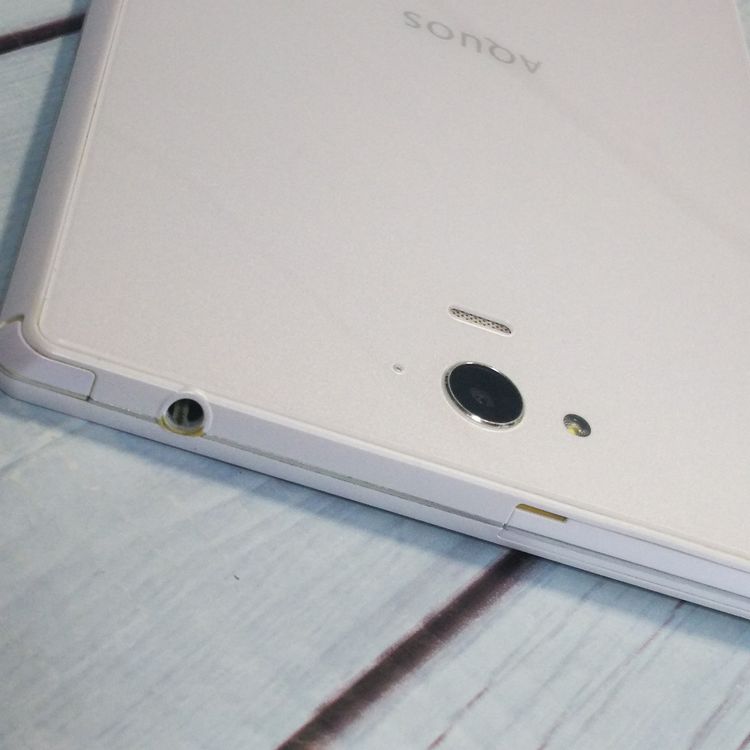 docomo AQUOS PAD SH-06F �ۥ磻�� ���֥�å� 569