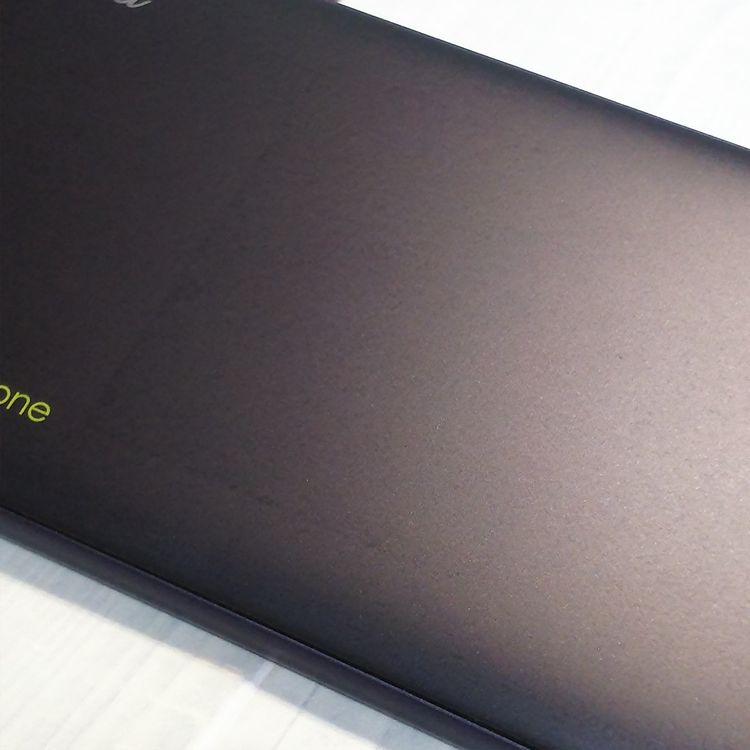 au Qua phone QZ ������ KYV44 ����ǥ���  940