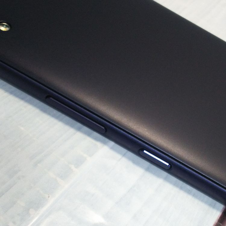 au Qua phone QZ ������ KYV44 ����ǥ���  895