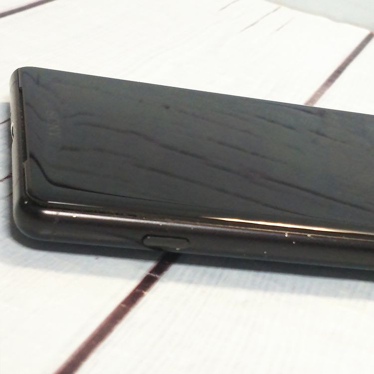 docomo SONY Xperia XZ2 64GB �֥�å� SO-03K  736