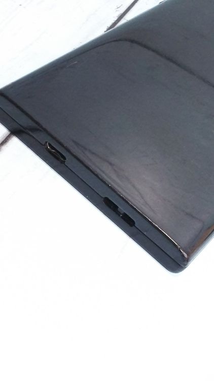 KYOCERA au V03 (KYV38) Royal Black �֥�å�  740