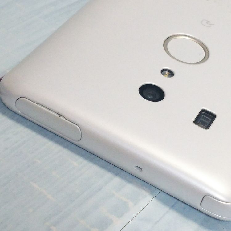 docomo arrows Be3 F-02L �ۥ磻��  757