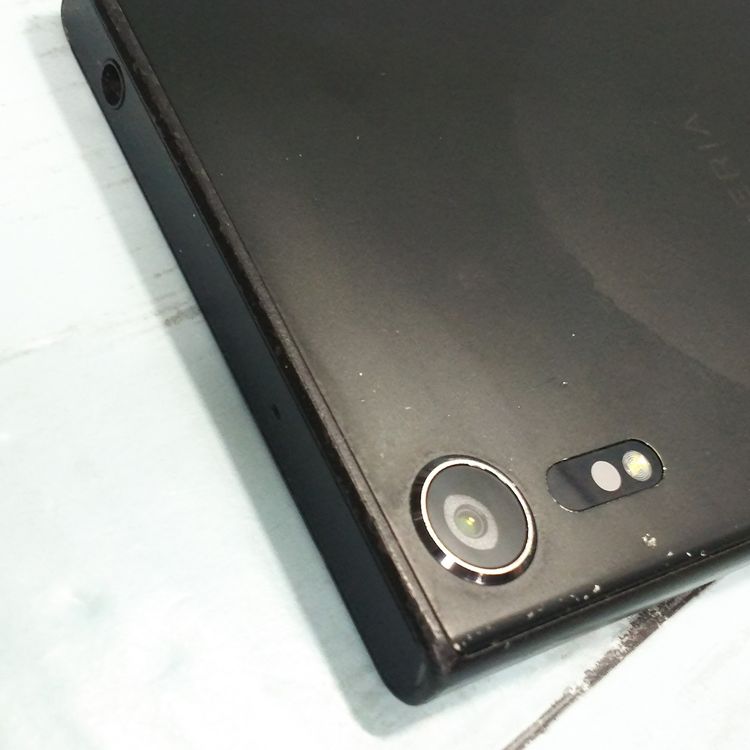 SONY Xperia XZs SOV35 au �֥�å�  723