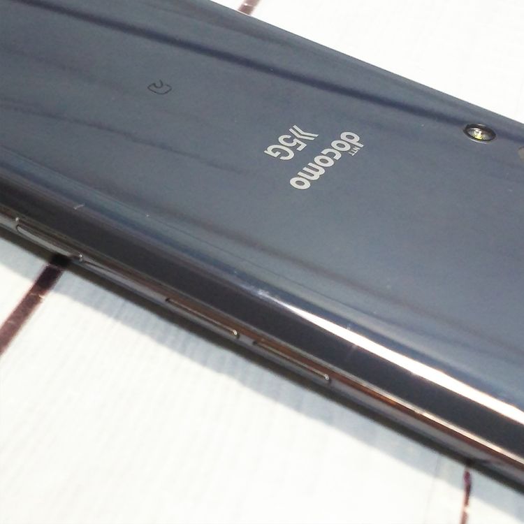 docomo LG VELVET L-52A �������饰�졼 [������]  689