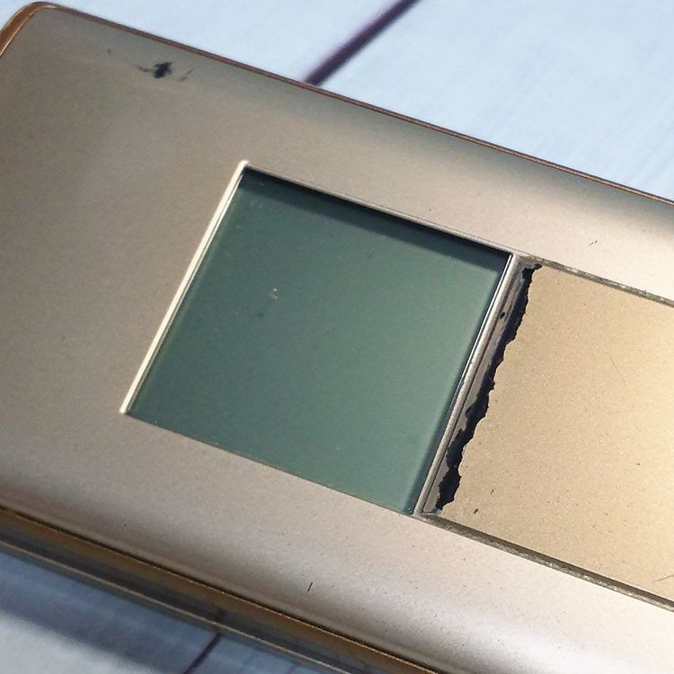 au KYOCERA ���󤿤󥱡����� KYF32 ������� 498